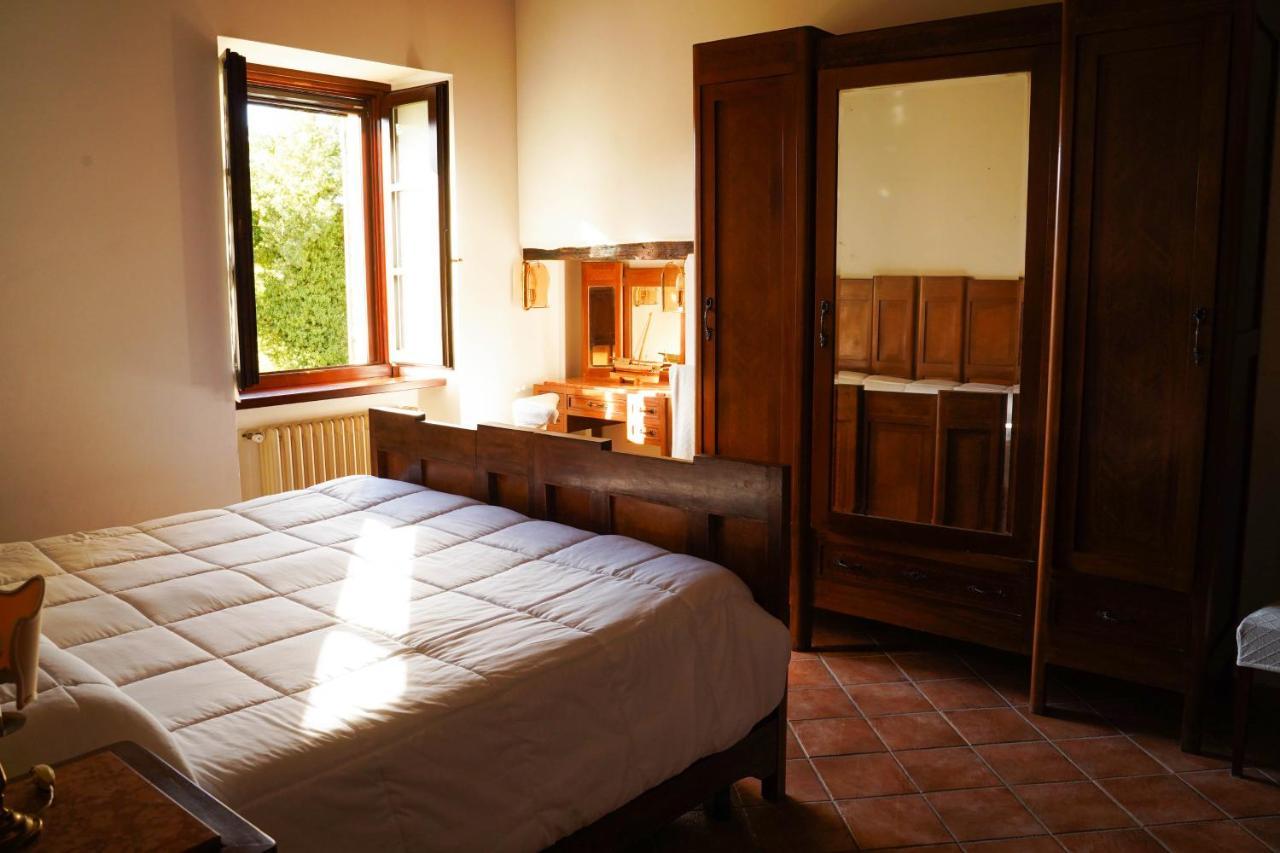 Agriturismo Podere Luchiano アメリア エクステリア 写真
